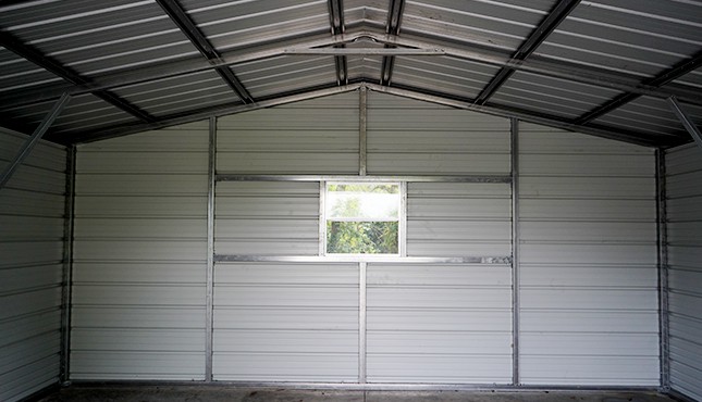 30x21 Garage with Lean-to